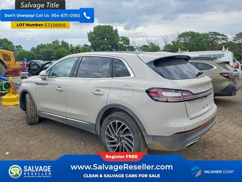 Used 2019 Lincoln Nautilus Reserve AWD/4WD image 3