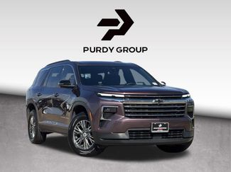 Used 2024 Chevrolet Traverse LT video 1