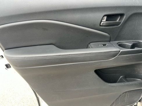 Used 2023 Honda Passport EX-L image 28