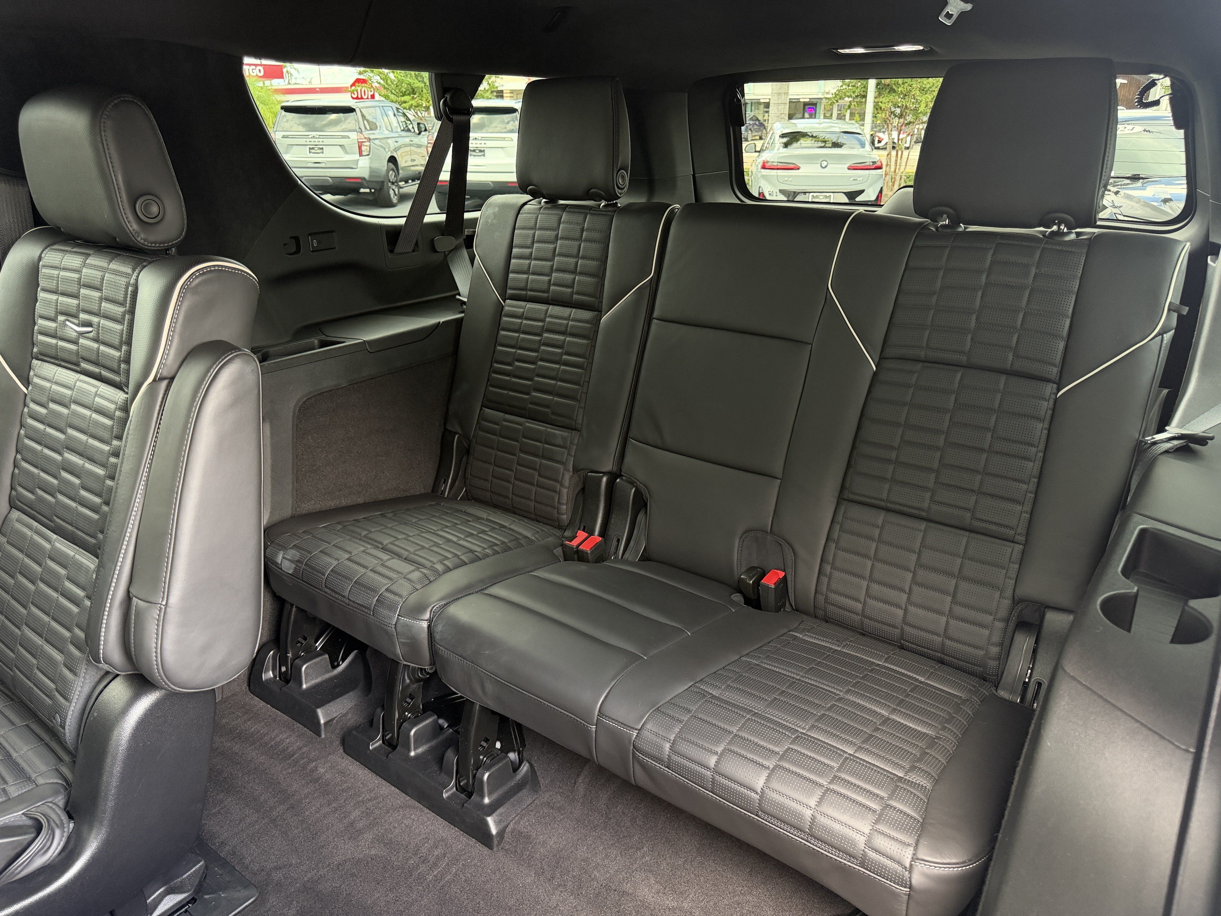 Certified 2024 Cadillac Escalade ESV Premium Luxury Platinum w/ LPO, Floor Liner Package AWD/4WD image 20