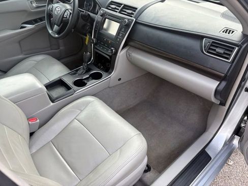 Used 2017 Toyota Camry LE FWD image 28