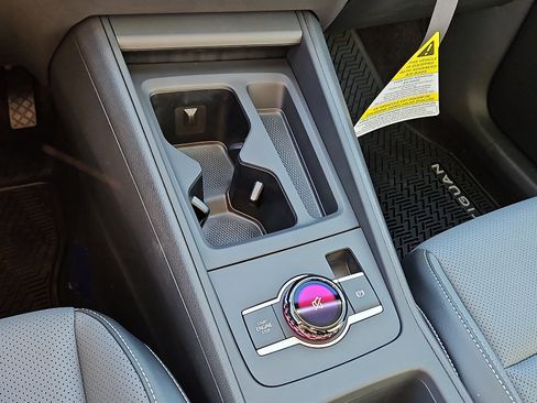 New 2026 Volkswagen Tiguan SE image 15