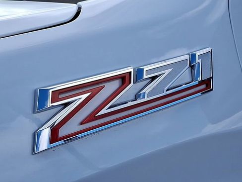 Used 2021 Chevrolet Silverado 1500 Custom Trail Boss w/ LPO, Dark Essentials Package image 31