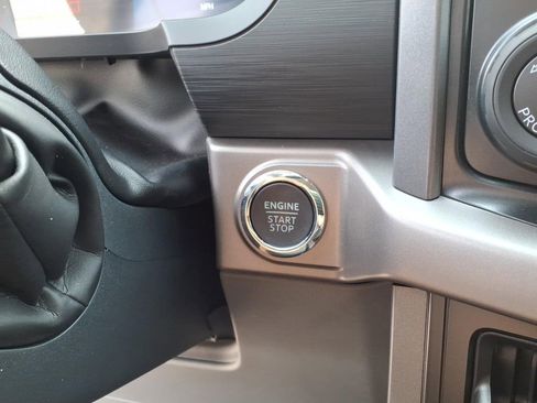 Used 2025 Ford F150 XLT w/ Equipment Group 302A MID image 26