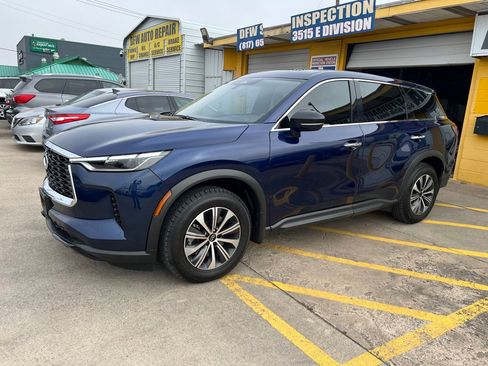 Used 2022 INFINITI QX60 Pure FWD image 2