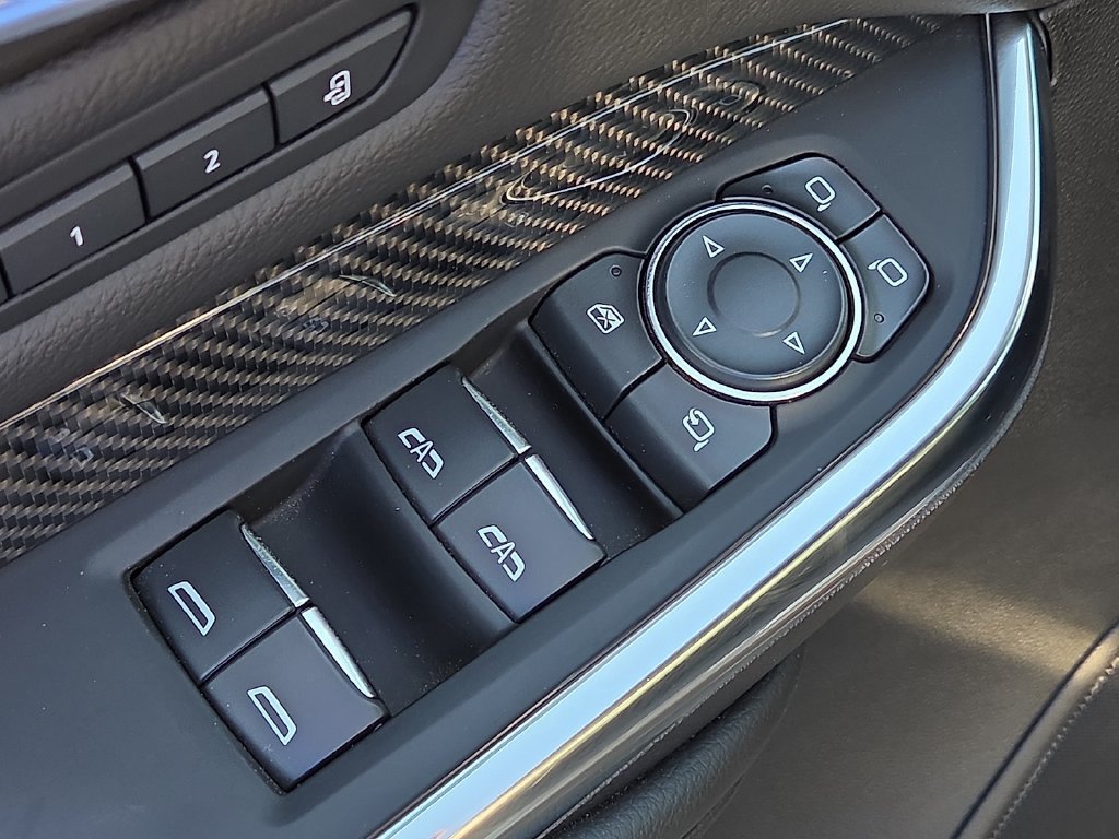 Used 2025 Cadillac XT4 Sport w/ LPO, Floor Liner Package FWD image 14