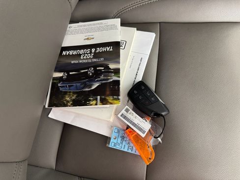Used 2023 Chevrolet Suburban LT image 44