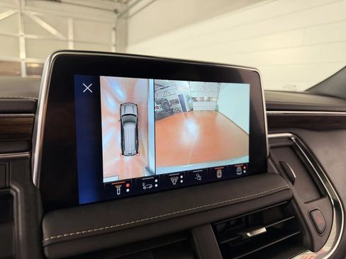 Used 2023 Chevrolet Tahoe Premier w/ Advanced Technology Package AWD/4WD image 29