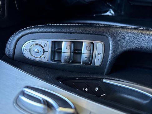 Used 2019 Mercedes-Benz GLC 300 GLC300 image 49