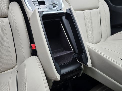 Certified 2022 BMW ALPINA XB7 AWD/4WD image 24