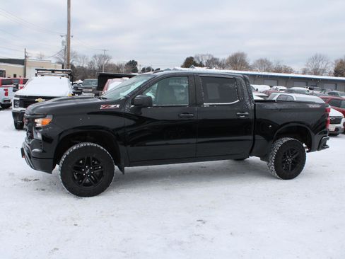 Used 2023 Chevrolet Silverado 1500 Custom Trail Boss image 5