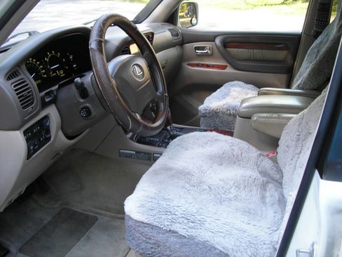 Used 2000 Lexus LX 470 4WD image 3