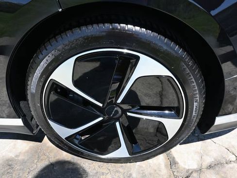 Used 2023 Lucid Air Touring AWD/4WD image 13