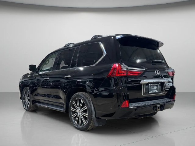 Used 2019 Lexus LX 570 4WD w/ Luxury Package image 6