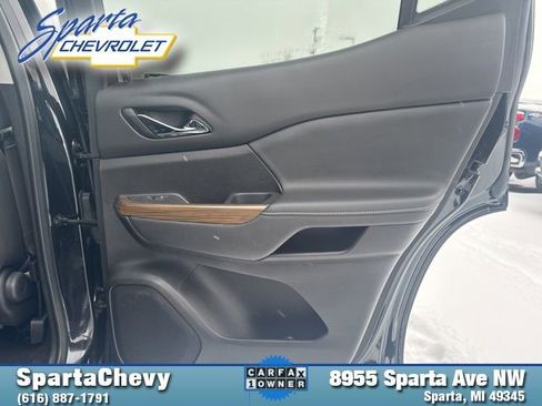 Used 2023 GMC Acadia SLE w/ Driver Convenience Package image 24