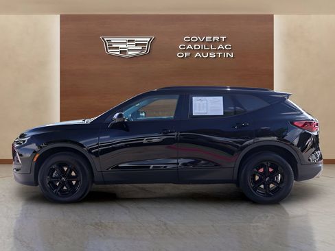 Used 2024 Chevrolet Blazer LT w/ Convenience Package FWD image 2