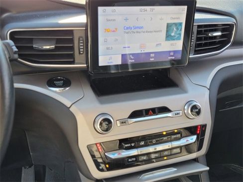 Used 2023 Ford Explorer XLT w/ Equipment Group 202A image 19