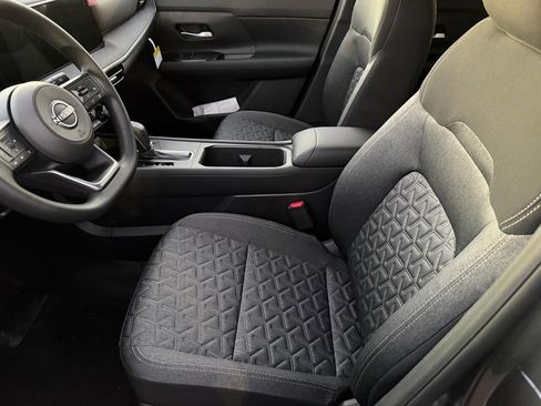 New 2026 Nissan Kicks SV w/ SV Premium Package image 16