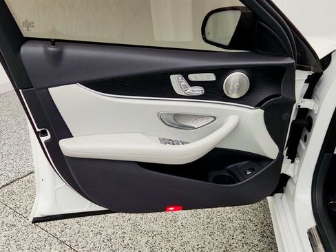 Used 2021 Mercedes-Benz E 350 4MATIC Sedan w/ Premium Package image 11