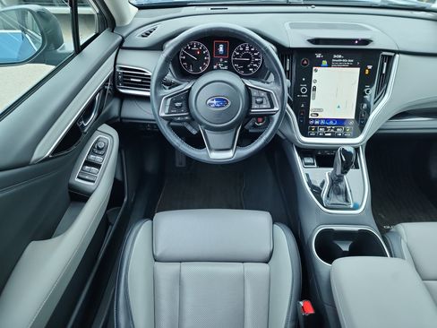 Used 2021 Subaru Outback Limited image 13