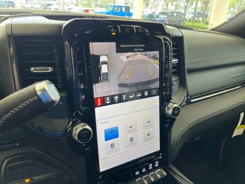 New 2024 RAM 2500 Limited image 10