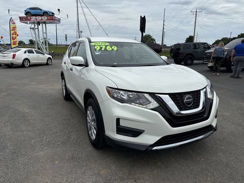 Used 2019 Nissan Rogue S FWD image 15