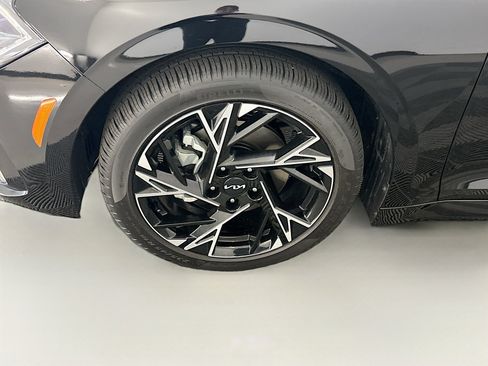Used 2025 Kia K5 GT-Line AWD/4WD image 11