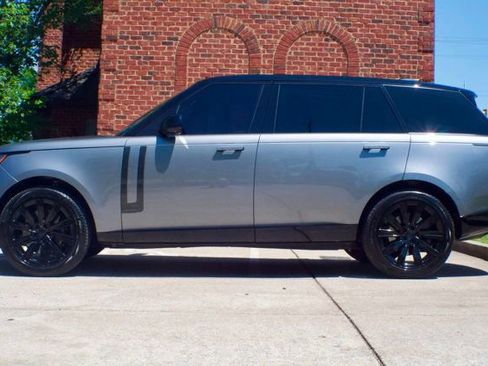Used 2023 Land Rover Range Rover Long Wheelbase Autobiography AWD/4WD image 8