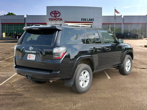 Used 2022 Toyota 4Runner SR5 Premium AWD/4WD image 5