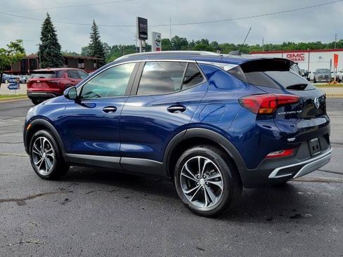 Used 2023 Buick Encore GX Select FWD image 3