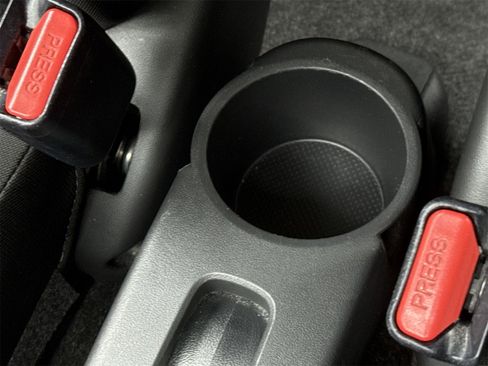 Used 2022 Mitsubishi Mirage ES image 32