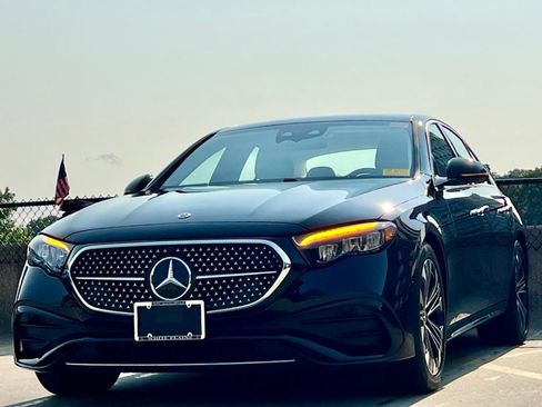 Certified 2026 Mercedes-Benz E 350 4MATIC Sedan image 4