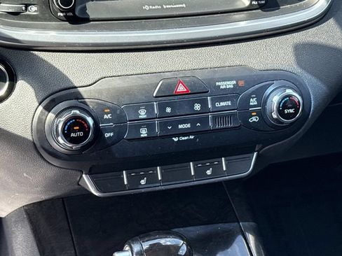 Used 2018 Kia Sorento EX w/ EX Advanced Touring Package AWD/4WD image 22
