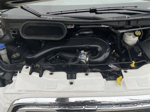 Used 2018 Ford Transit 350 XLT image 28