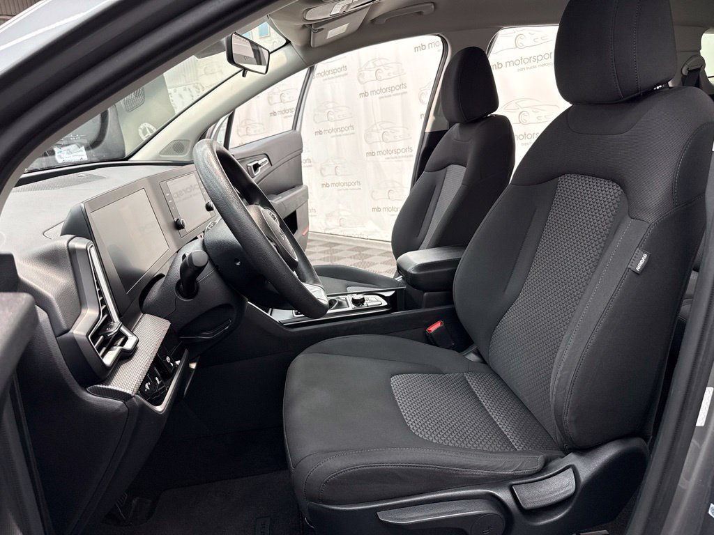 Used 2024 Kia Sportage LX AWD/4WD image 12