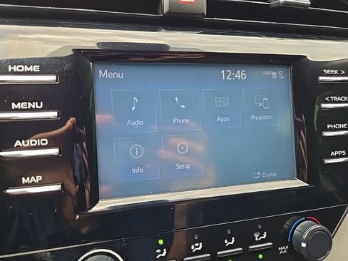 Used 2019 Toyota Camry LE FWD image 27