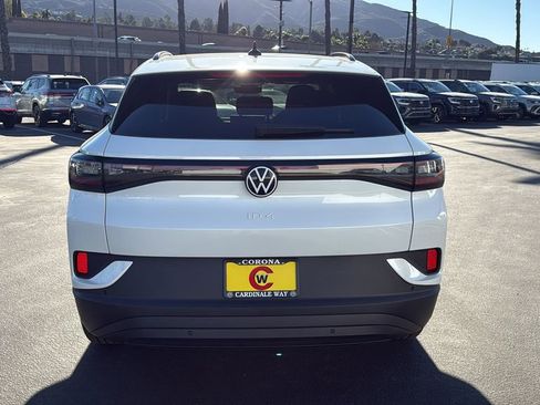 New 2026 Volkswagen ID.4 Pro image 4