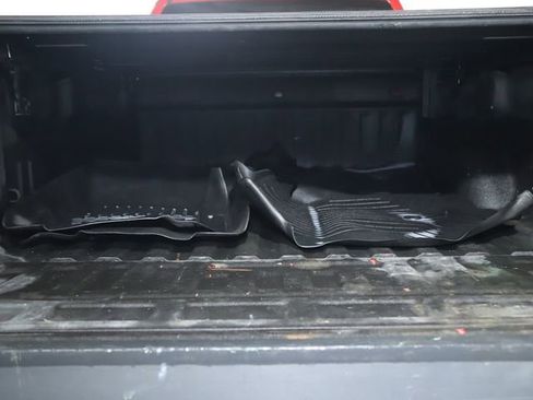 Used 2015 GMC Sierra 2500 SLE w/ SLE Preferred Package image 19