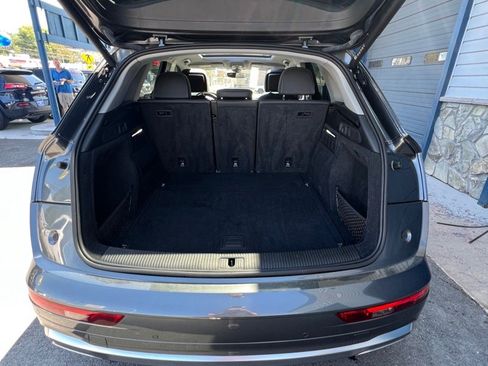 Used 2022 Audi Q5 2.0T Premium w/ Convenience Package image 6