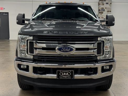 Used 2017 Ford F250 XLT w/ XLT Value Package AWD/4WD image 2