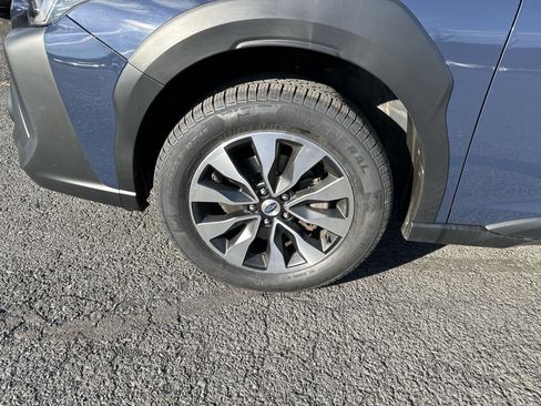 Certified 2023 Subaru Outback Limited image 11