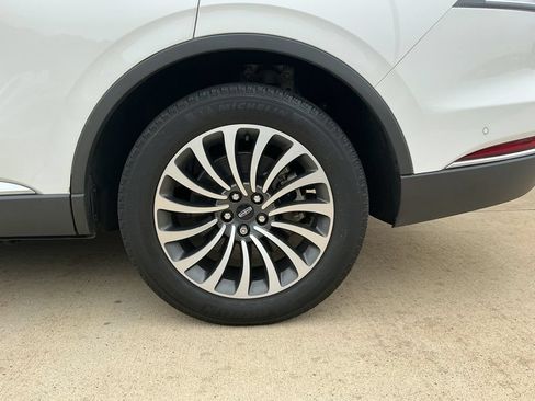 Used 2023 Lincoln Aviator Reserve w/ Equipment Group 201A AWD/4WD image 6