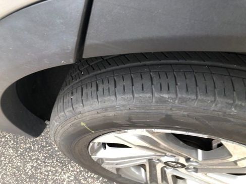 Used 2023 Hyundai Santa Fe SEL w/ Premium Package AWD/4WD image 6