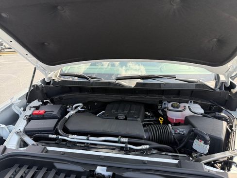 Used 2026 Chevrolet Silverado 1500 LT RWD image 30