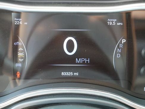 Used 2019 Jeep Grand Cherokee Altitude AWD/4WD image 27