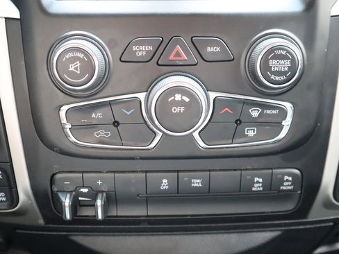 Used 2016 RAM 1500 Big Horn AWD/4WD image 37