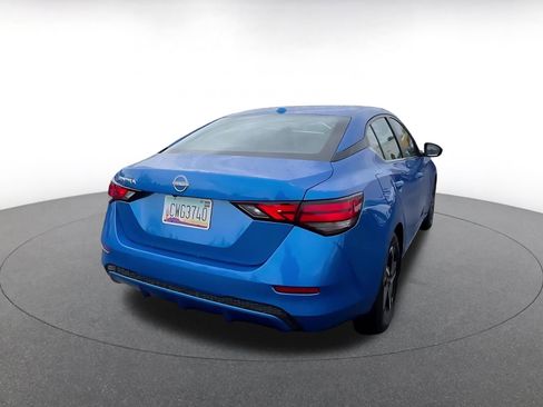 Used 2025 Nissan Sentra SV image 14