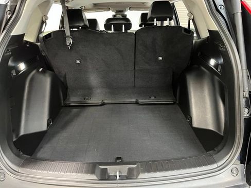 Used 2023 Honda CR-V EX-L image 16