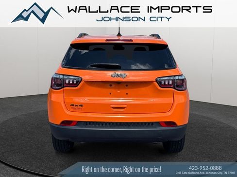 Used 2026 Jeep Compass Latitude AWD/4WD image 4