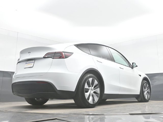 Used 2022 Tesla Model Y Long Range AWD/4WD image 43